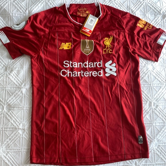 BNWT Liverpool FC 19-20 Champions Kit - Picture 1 of 6